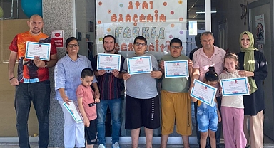 Özel Bizim Çocuklarımız Özel Eğitim ve Rehabilitasyon Merkezi Özel Öğrencilerini Başarı Belgesi ile Ödüllendirdi 