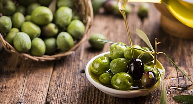 Sofralık zeytin ihracatı 200 milyon dolara koşuyor