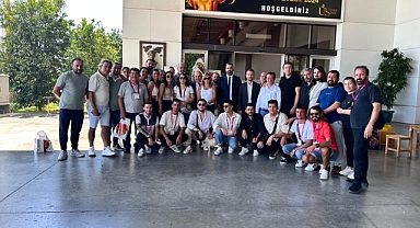 Akhisar Berberler ve Kuaförler Odası Antalya Fuarı'nda Yenilikleri Takip Etti