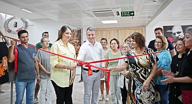 Akhisar'da Keçe Sanatı Sergisi Açıldı