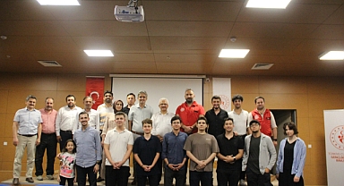 Akhisar Diyanet Gençlik Koordinatörlüğü KYK'da Mevlid-i Nebi Programı Düzenledi