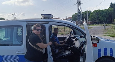 *Manisa Büyükşehir Belediyesi Akhisar Trafik Zabıtası, KPSS Sınavına Geç Kalan Öğrencilerin yardımına koştu*