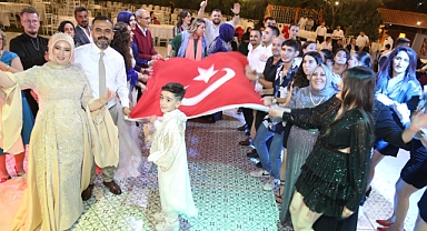 Ahmet Talha Fural’ın Sünnet Düğünü Rengârenk Görüntülere Sahne Oldu