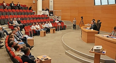 AKHİSAR BELEDİYESİ EKİM AYI MECLİS TOPLANTISININ 2. OTURUMU GERÇEKLEŞTİRİLDİ