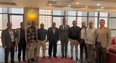 Akhisar Yörükler ve Türkmenler Derneği'nden Manisa Büyükşehir Belediyesi'ne Anlamlı Ziyaret