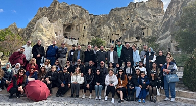 Akhisarlı Berberler ve Kuaförlerin Kapadokya gezisi