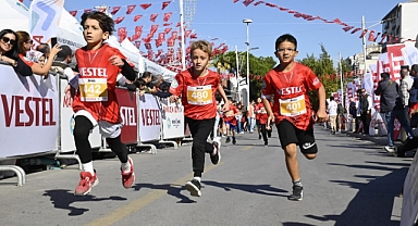 Vestel Manisa Yarı Maratonu Çocuk Koşusu ile Başladı