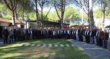 Akhisar Yörükler ve Türkmenler Derneği Muhtarlarla Bir araya geldi