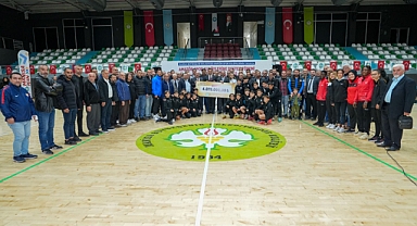 Büyükşehir'den Amatör Spor Kulüplerine 4 Milyon Liralık Destek