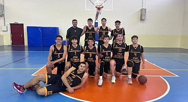 Genç Erkekler Basketbol Turnuvası Şampiyonu Çağlak Anadolu Lisesi Oldu