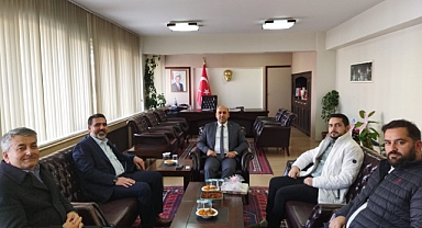 Yeniden Refah Partisi Akhisar’a yeni atanan Kaymakam Mustafa Can'ı ziyaret etti