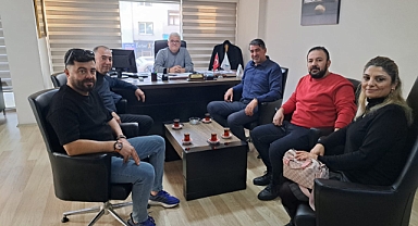 Akhisar Bakkallar Odası'ndan Manisa Büyükşehir Muhtarlık İşleri Müdürü'ne Ziyaret