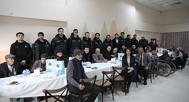 Akhisarlı Yeşil Devlerden anlamlı ziyaret