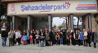 Büyükşehir’den Akhisarlı Özel Öğrencilere Manisa Gezisi