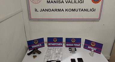 Uyuşturucu Ticareti ve Ruhsatsız Silah Ele Geçirildi: