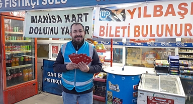 Yılbaşı Heyecanı Akhisar'da Başladı Milli Piyango Biletleri Satışta