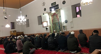 Akhisar'da Geleneksel Sabah Namazı Buluşmaları Devam Ediyor