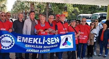  Akhisar Disk Emekliler Sendikasından Bayram ikramiyeleri ile ilgili basın açıklaması yapıldı 