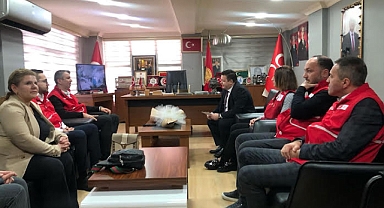  Türk Kızılay Manisa İl Başkanı Öner Gürsel’den MHP İl Başkanı Cüneyt Tosuner’e Ziyaret