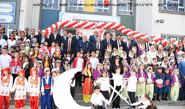 23 Nisan Coşkusu Akhisar'da Yaşandı
