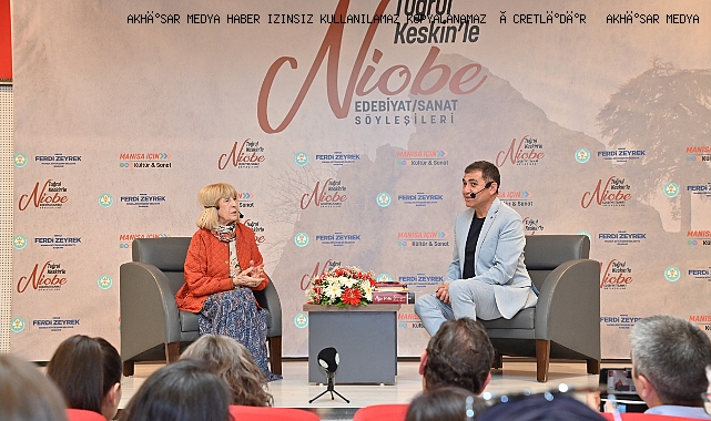 Ayşe Kulin, Niobe Edebiyat ve Sanat Söyleşileri’nde Manisalılarla Buluştu