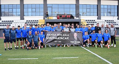 Manisa FK, Yeni Sezon Hazırlıklarına Ferdi Zeyrek'i Anarak Başladı