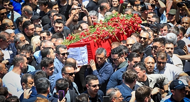 On Binlerle Birlikte Ferdi Başkan'ı Son Yolculuğuna Uğurladık