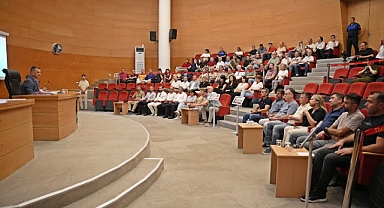 AKHİSAR BELEDİYE BAŞKANI EKREM KAYSERİLİ BAŞKANLIĞINDA İLK MECLİS TOPLANTISI YAPILDI