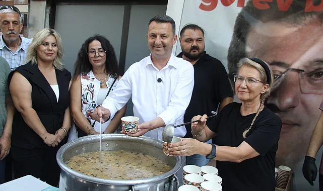 Akhisar CHP'den aşure etkinliği