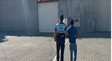 Akhisar'da Fabrikalardan Hırsızlık Yapan Şüpheli Tutuklandı
