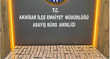 Akhisar’da Uyuşturucu Operasyonu: 1835 Adet Sentetik Ecza Hap Ele Geçirildi