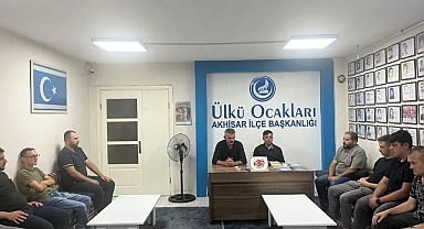Akhisar Ülkü Ocakları’ndan Şehit İtfaiyeciler İçin Kur’an Tilaveti Programı