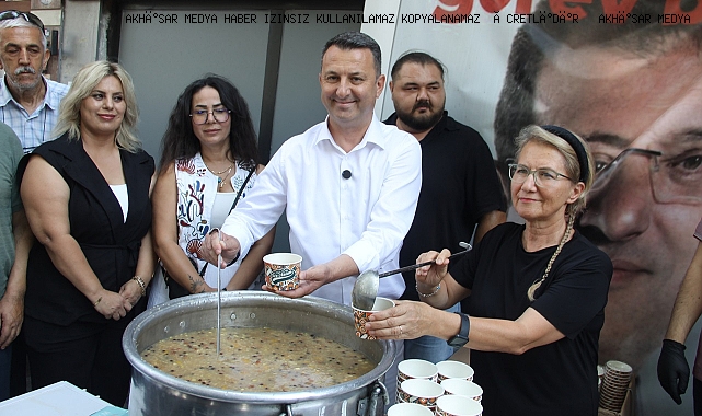 CHP İlçe Teşkilatından Aşure Etkinliği