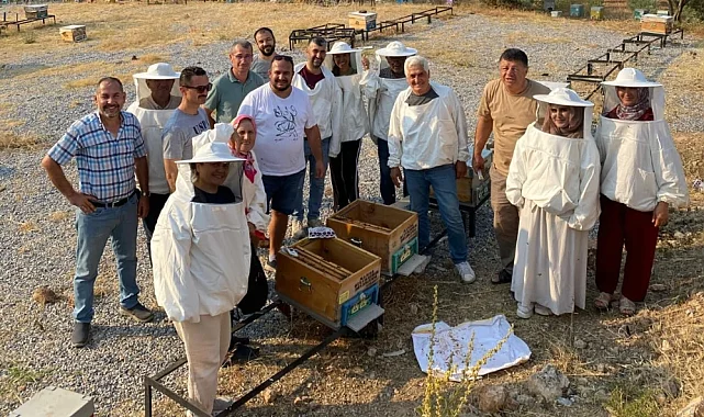 Manisa Büyükşehir'den Arıcılara Uygulamalı Eğitim Desteği