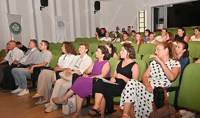 Manisa Büyükşehir'den "Bağımlılığı Terk Et" Semineriyle Farkındalık Çağrısı