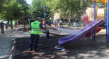 Turgutlu'da Parklara Yaz Temizliği Başlatıldı