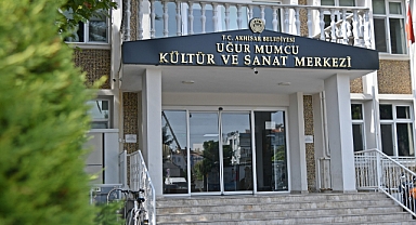 UĞUR MUMCU KÜLTÜR MERKEZİ YAZ KURSLARIYLA DOLU DOLU GEÇİYOR