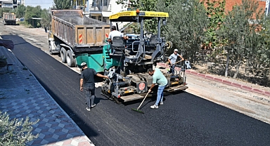 Akhisar Belediyesi Fen İşleri Müdürlüğü’nden Asfalt ve Kaldırım Çalışmaları