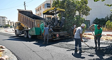Akhisar’da Asfalt Seferberliği Sürüyor