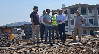 Akhisar'da Eğitim Yatırımlarına Yakın Takip