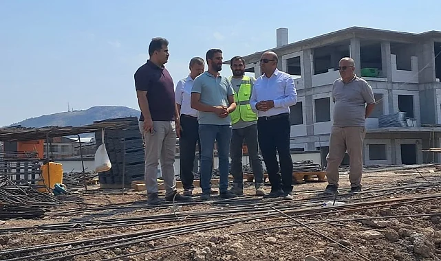 Akhisar'da Eğitim Yatırımlarına Yakın Takip