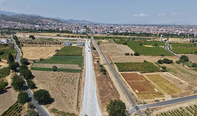 Büyükşehir'den Salihli Hacıbektaşlı Mahallesi'ne Yeni Yol