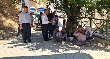 Kaymakam Mustafa CAN, Depremden Etkilenen Mahalleleri Ziyaret Etti