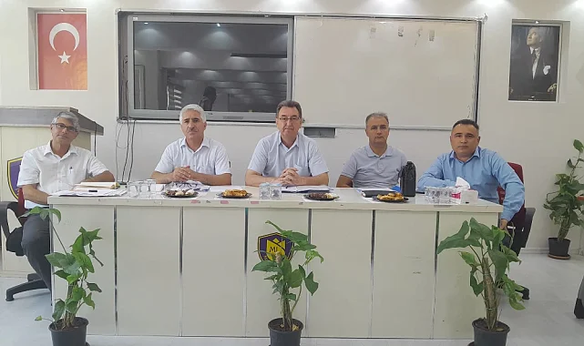 Manisa Lisesi'nde Yeni Eğitim Yılı Değerlendirildi