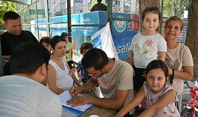 Manisa'da Yazın En Güzel Serinliği: Çocuklara Ücretsiz Portatif Havuz Keyfi