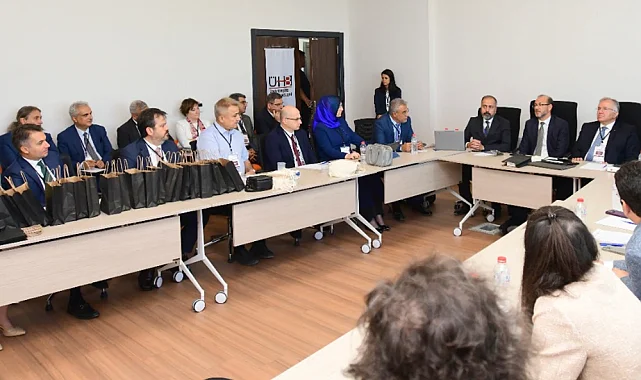 Rektör Kibar, Üniversite Hastaneler Birliği Çalıştayı'na Katıldı
