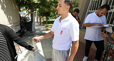 ŞEHZADELER BELEDİYESİ'NDEN 350 HANEYE GIDA DESTEĞİ