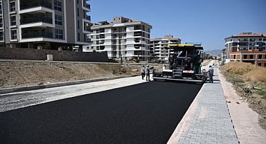 Yollar Büyükşehir’le Güzelleşiyor…