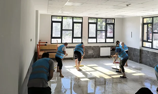 Yükümlülerden Okullara Destek: Turgutlu'da Yeni Eğitim Yılına Hazırlık
