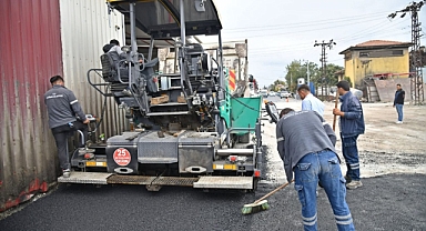 Akhisar’da Asfalt Çalışmaları Sürüyor